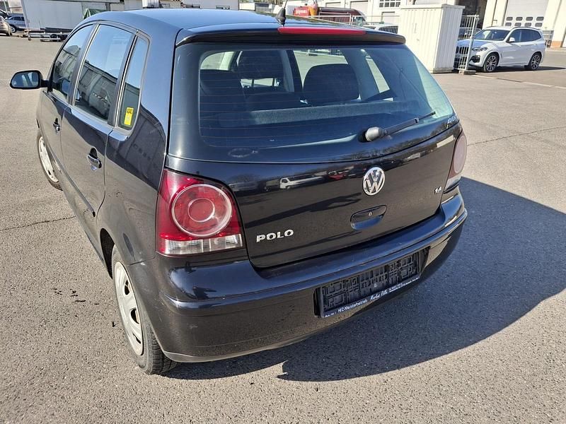 Gebraucht VW Polo 80 PS (58 kW) 2006 Schwarz Kleinwagen