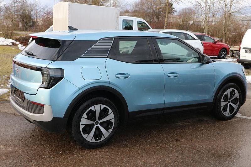 Używany Ford Explorer 125 kW (170 KM) 2025 Niebieski SUV