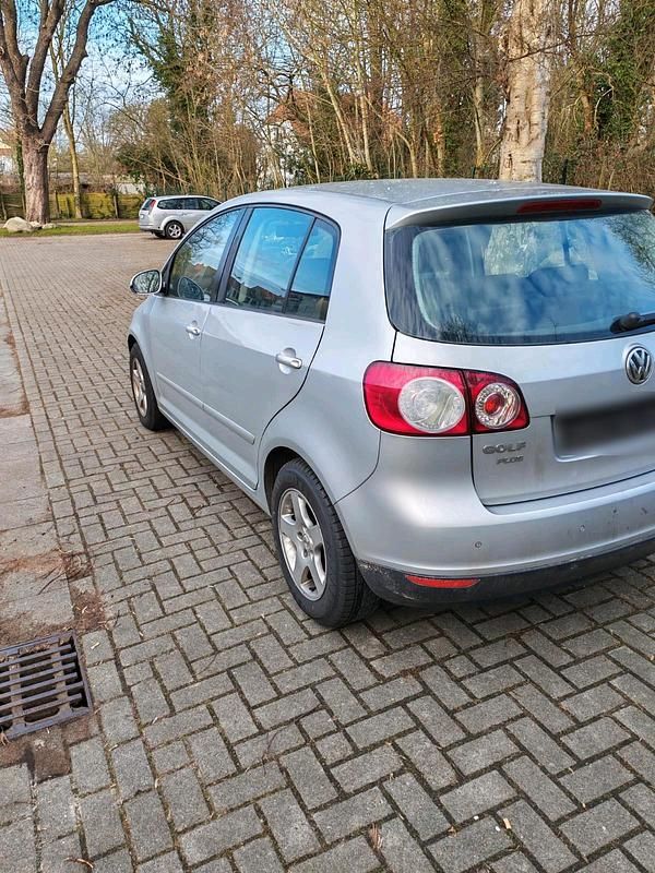 Gebraucht VW Golf IV 116 PS (85 kW) 2005 Silber Kleinwagen