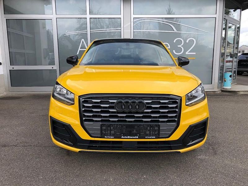 Gebraucht Audi Q2 S-Line 150 PS (110 kW) 2017 Gelb SUV