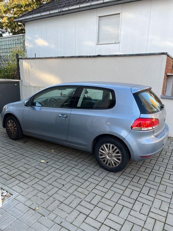 Blau Gebraucht 2011 VW Golf VI Style Limousine | 5.400 € (Fairer Preis) - Bild 1/3