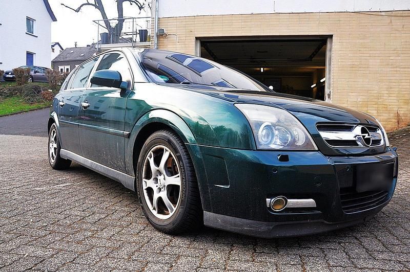 Gebraucht Opel Signum 211 PS (155 kW) 2004 Grün Kleinwagen