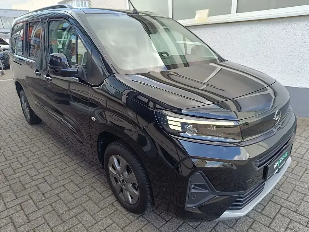 Gebraucht Opel Combo Life 131 PS (96 kW) 2024 Schwarz Van / Kleinbus