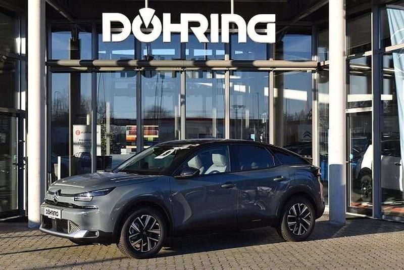 Neu Citroën C4 145 PS (106 kW) 2025 Manhattan grün Limousine