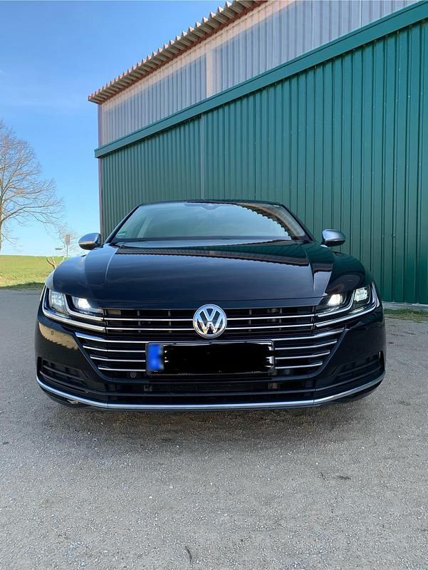 Gebraucht VW Arteon Elegance 190 PS (139 kW) 2018 Schwarz Kleinwagen