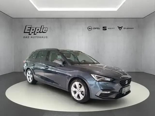 Grau Gebraucht 2022 Seat Leon FR Kombi | 20.890 € (Guter Preis) - Bild 1/4
