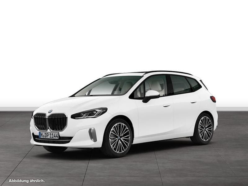 Weiß Gebraucht 2025 BMW 223 Active Tourer Van / Kleinbus | 45.182 € (Fairer Preis) - Bild 1/4