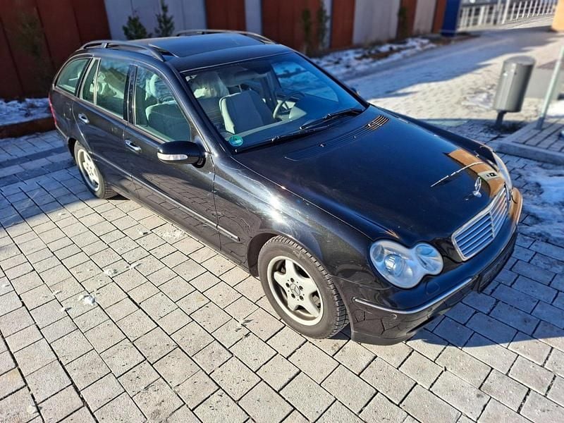 Schwarz Gebraucht 2003 Mercedes C180 Kombi | 1.799 € (Guter Preis) - Bild 1/4