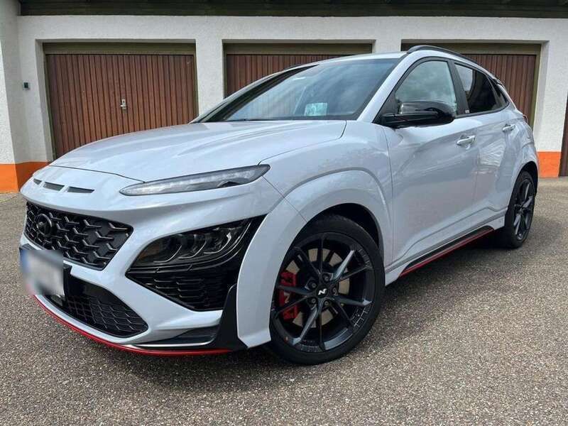 Weiß Gebraucht 2022 Hyundai Kona N Performance SUV | 23.800 € (Superpreis) - Bild 1/4