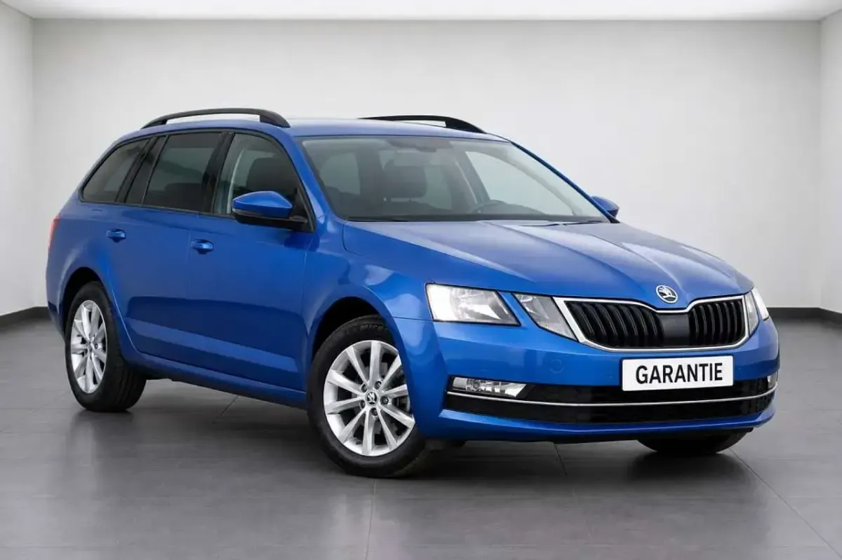 Gebraucht Skoda Octavia Style 150 PS (110 kW) 2020 Race blau metallic Kombi