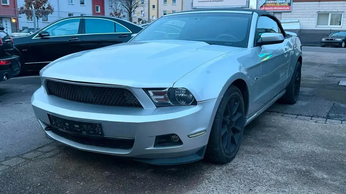 Gebraucht Ford Mustang 307 PS (225 kW) 2011 Cabrio