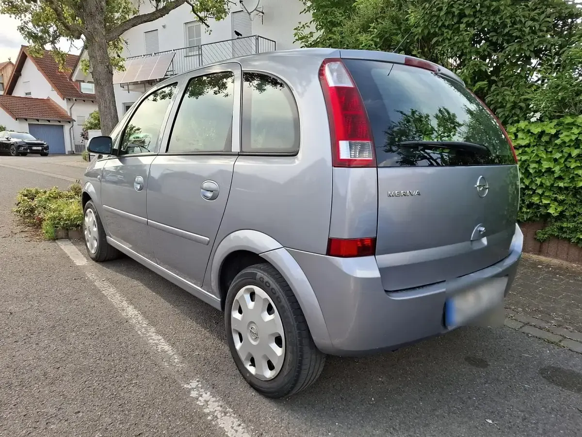 Gebraucht Opel Meriva Edition 101 PS (74 kW) 2005 Silber Van / Kleinbus