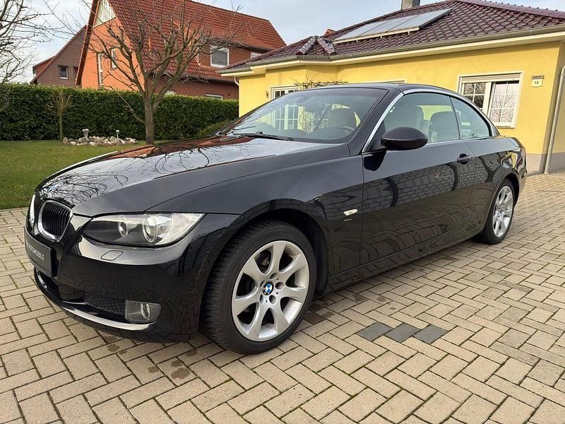 Schwarz Gebraucht 2008 BMW 320 Cabriolet Cabrio | 9.200 € (Fairer Preis) - Bild 1/4