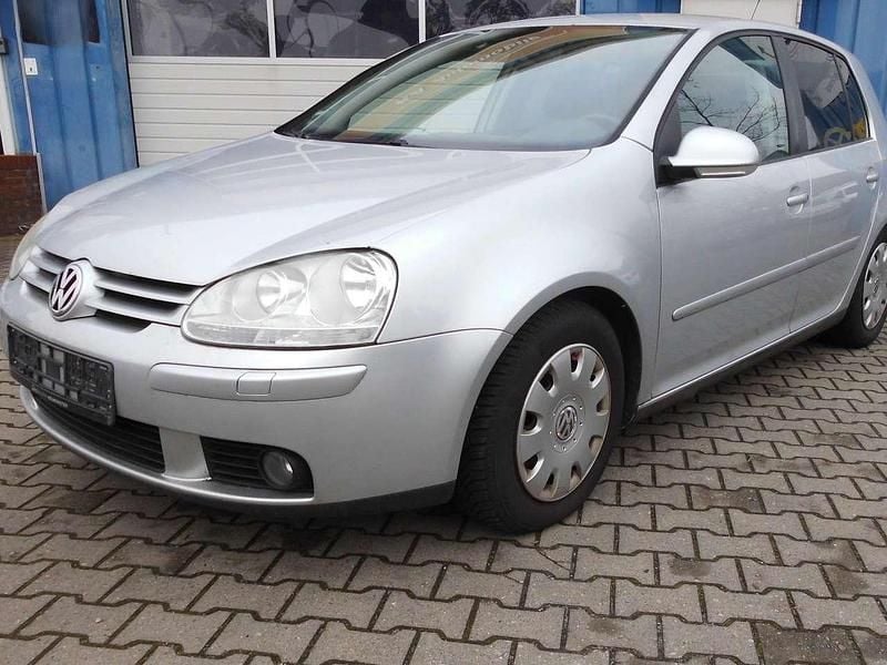 Gebraucht VW Golf IV 116 PS (85 kW) 2006 Silber Limousine