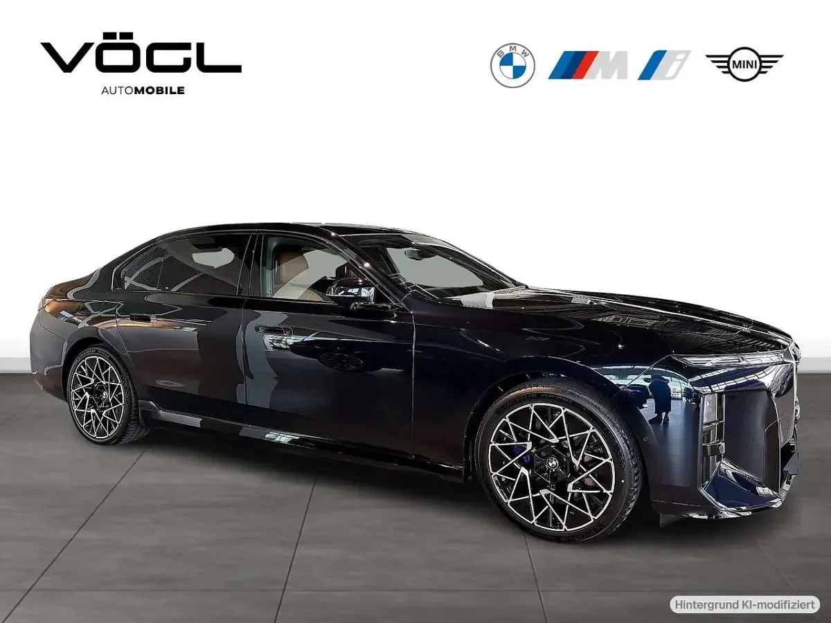 Gebraucht BMW i7 M Sport 334 kW (455 PS) 2026 Carbonschwarz Limousine