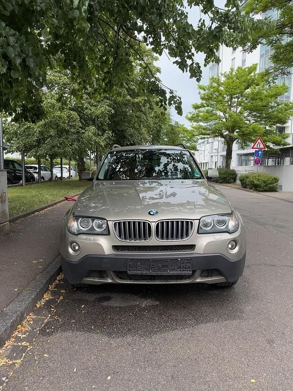 Silber Gebraucht 2009 BMW X3 Exclusive SUV | 5.900 € (Fairer Preis) - Bild 1/4