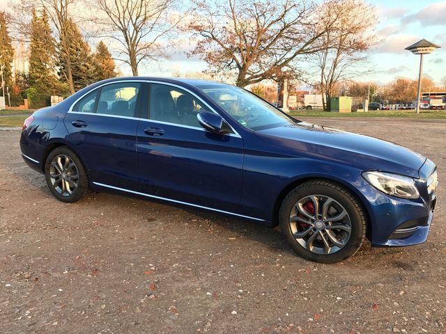 Gebraucht Mercedes C220 231 PS (169 kW) 2014 Blau metallic Limousine