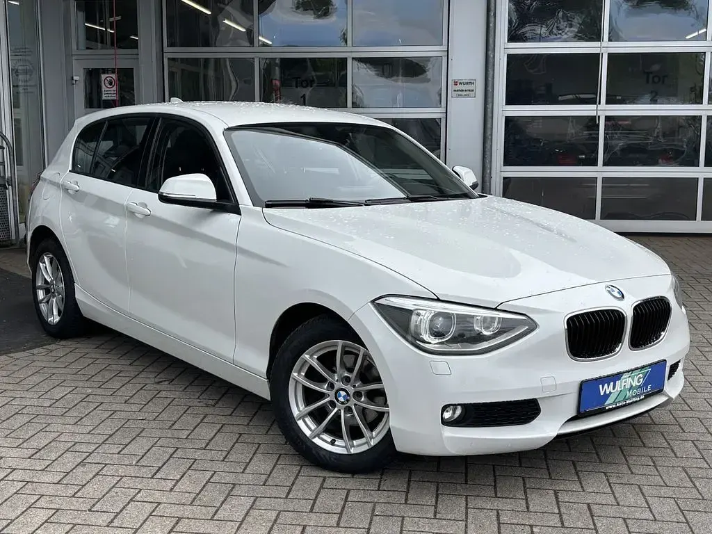 Gebraucht BMW 114 Sport Line 102 PS (75 kW) 2013 Weiß Kleinwagen