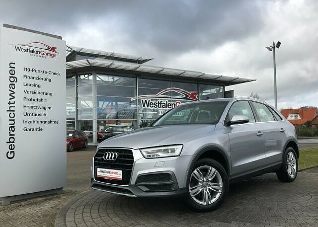 Florettsilber metallic (metallic) Gebraucht 2016 Audi Q3 Design SUV | 24.990 € (Teuer) - Bild 1/4