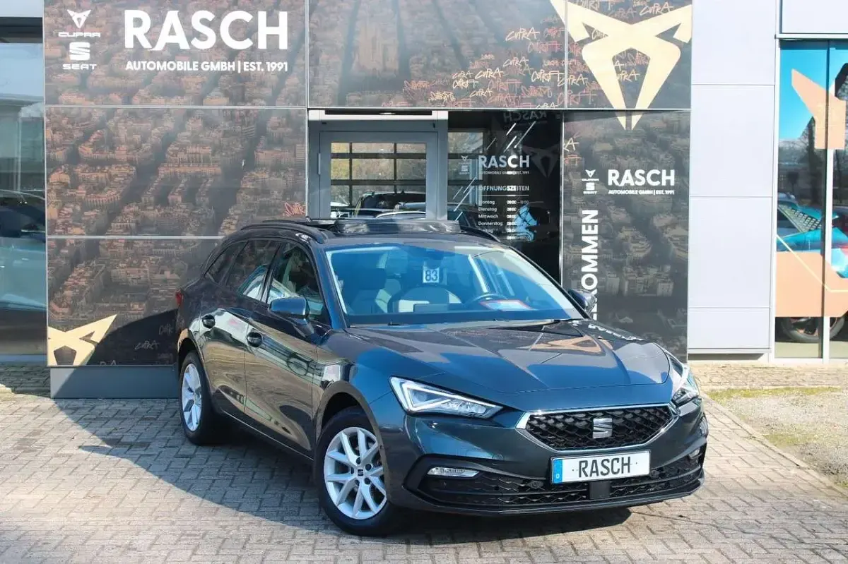 Gebraucht Seat Leon Style 150 PS (110 kW) 2021 Grau Limousine