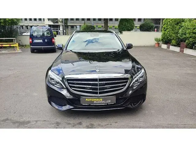Gebraucht Mercedes C250 Exclusive 211 PS (155 kW) 2015 Obsidianschwarz (metallic) Kombi