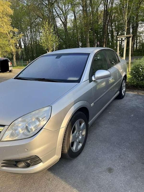 Gebraucht Opel Vectra 155 PS (114 kW) 2006 Grau Limousine