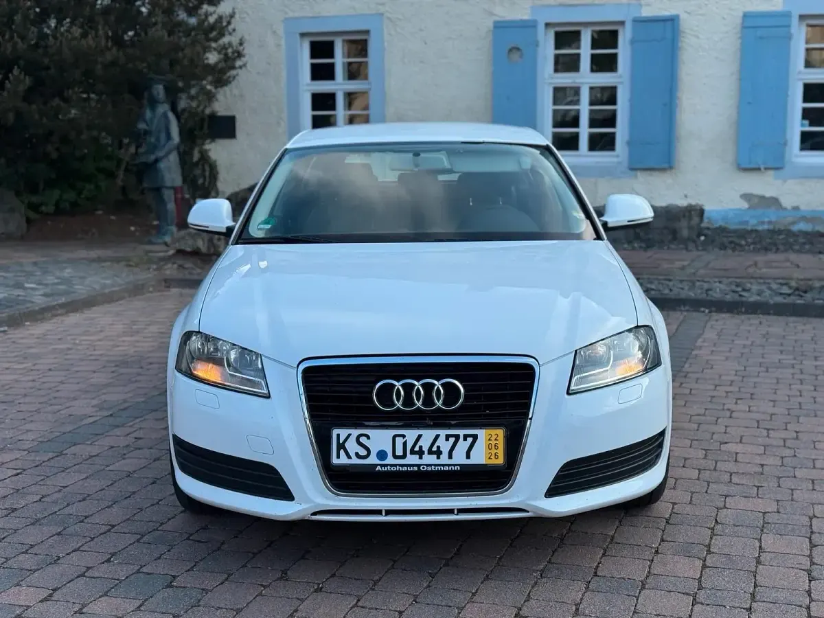 Gebraucht Audi A3 125 PS (91 kW) 2009 Weiß Kleinwagen