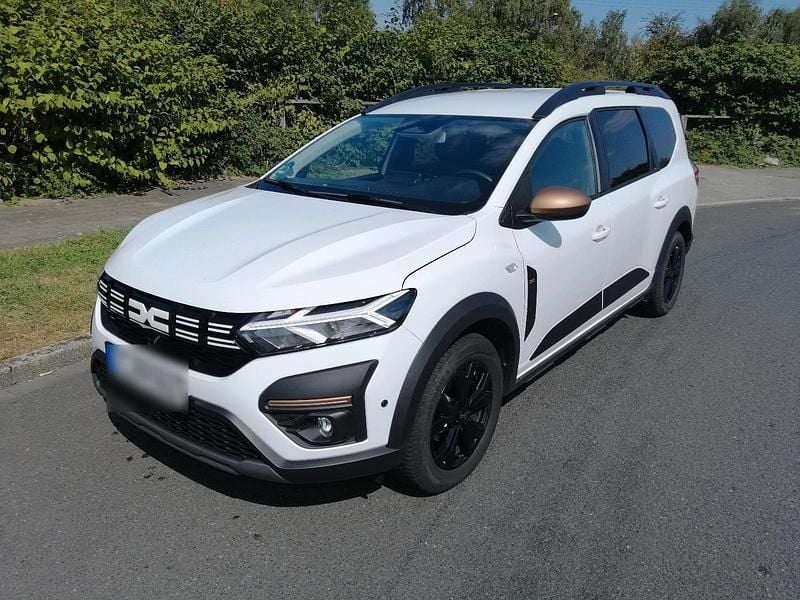 Weiß Gebraucht 2024 Dacia Jogger Van / Kleinbus | 18.500 € (Superpreis) - Bild 1/4