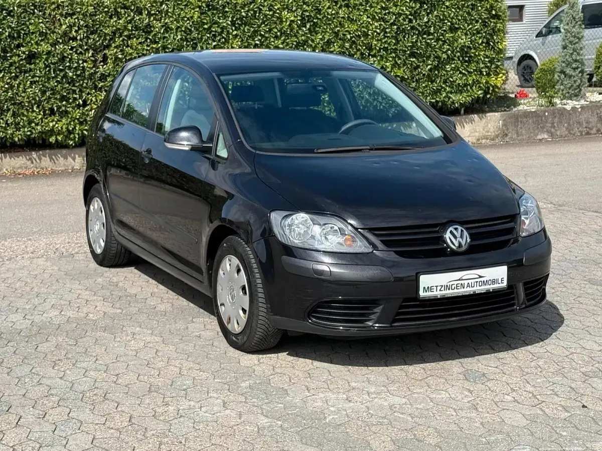 Gebraucht VW Golf IV Trendline 75 PS (55 kW) 2005 Schwarz Limousine