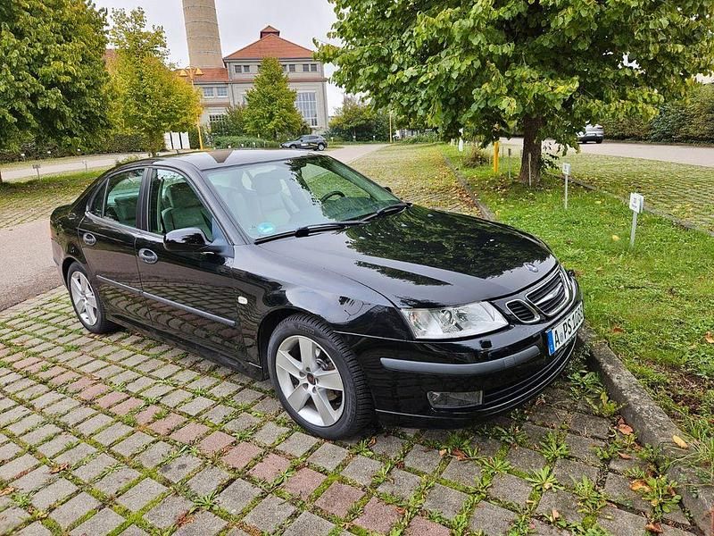 Schwarz Gebraucht 2005 Saab 9-3 Vector Limousine | 8.800 € (Teuer) - Bild 1/4