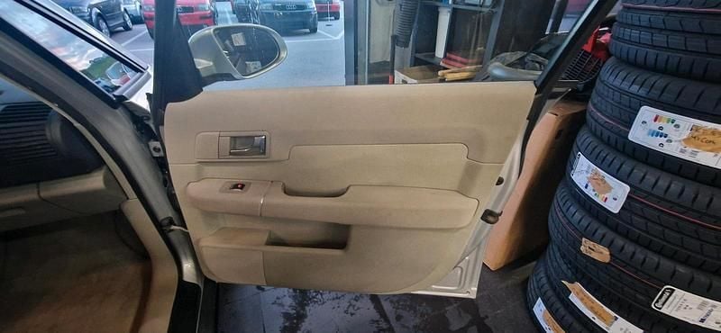 Second-hand Audi A2 75 CP (55 kW) 2002 Argintiu Hatchback