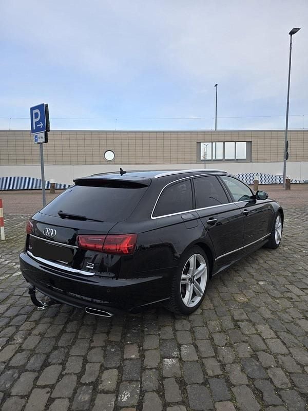 Gebraucht Audi A6 Comfort 190 PS (139 kW) 2015 Schwarz Kombi
