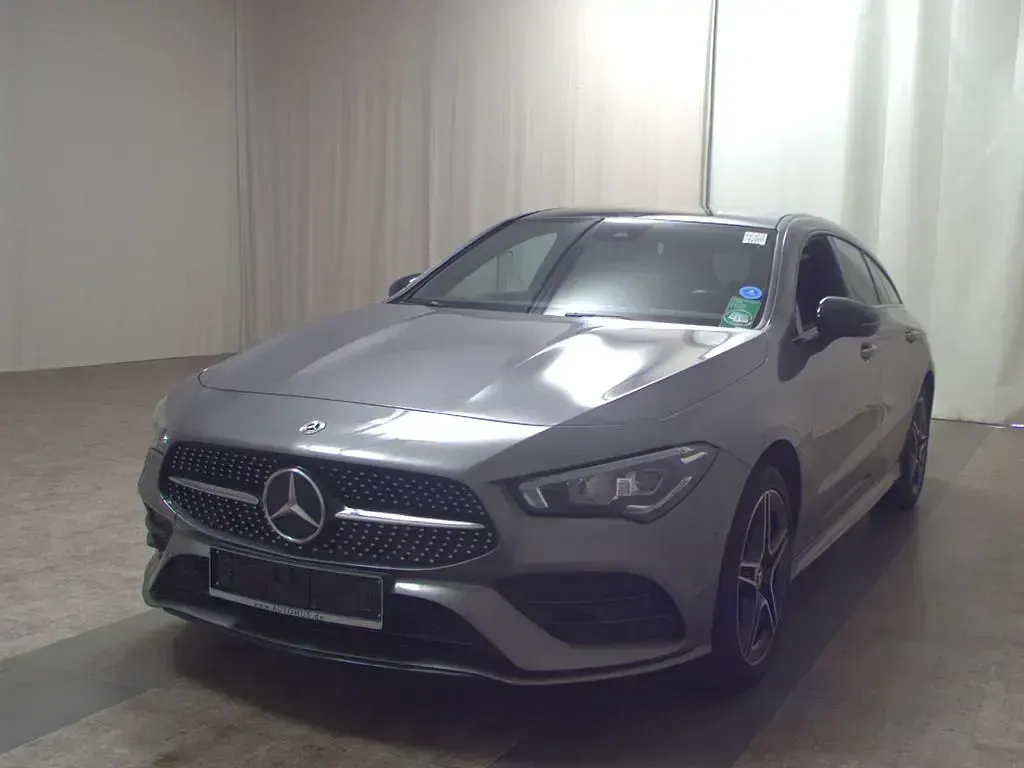 Gebraucht Mercedes CLA250e AMG line 218 PS (160 kW) 2022 Grau Coupé