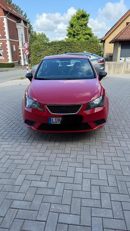 Rot Gebraucht 2013 Seat Ibiza Kleinwagen | 17.900 € - Bild 1/4