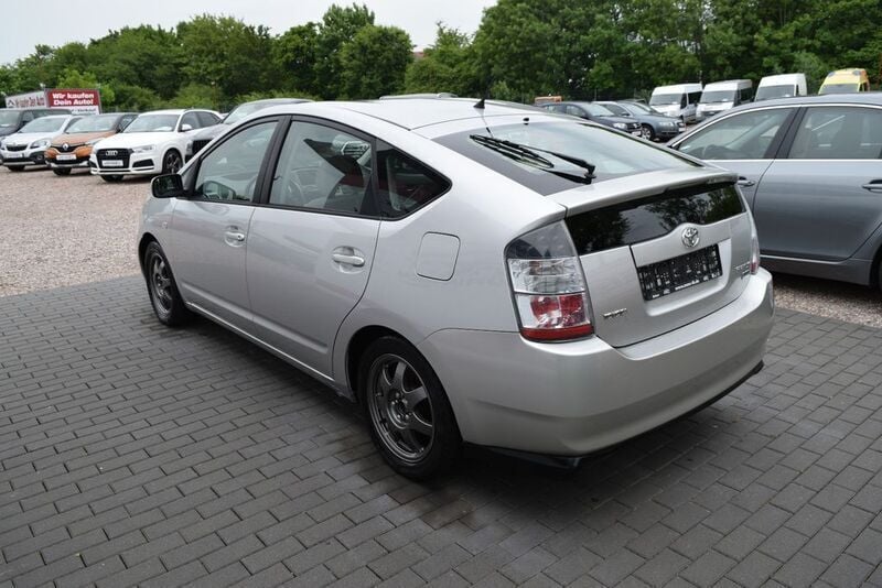Gebraucht Toyota Prius Sol 111 PS (81 kW) 2005 Grau Kleinwagen