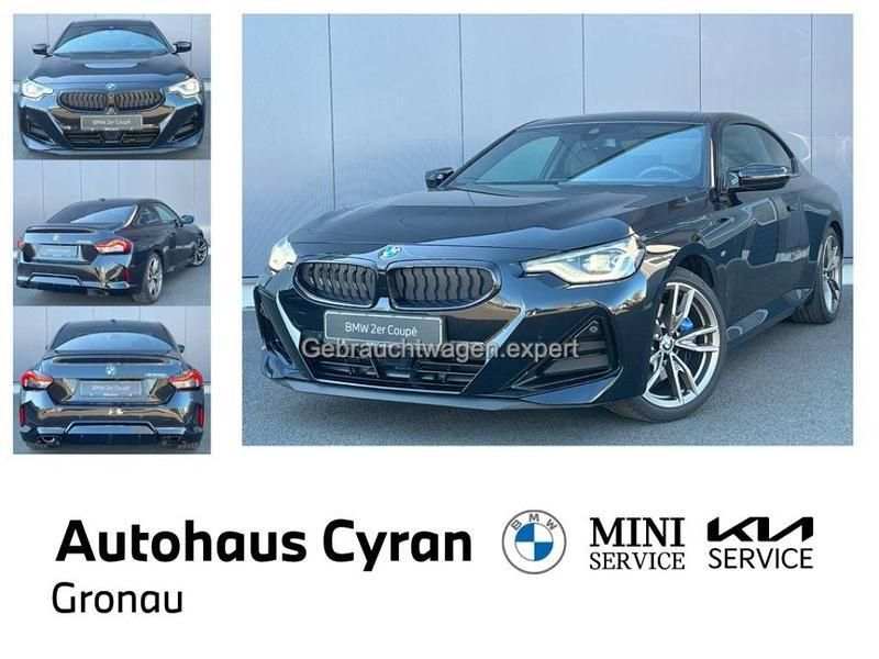 black sapphire (metallic) Gebraucht 2024 BMW M240 M Sport Coupé | 48.950 € (Fairer Preis) - Bild 1/4