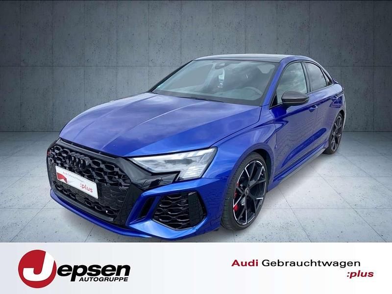 Individuallackierungen Gebraucht 2022 Audi RS3 Sport Kleinwagen | 55.970 € (Fairer Preis) - Bild 1/4