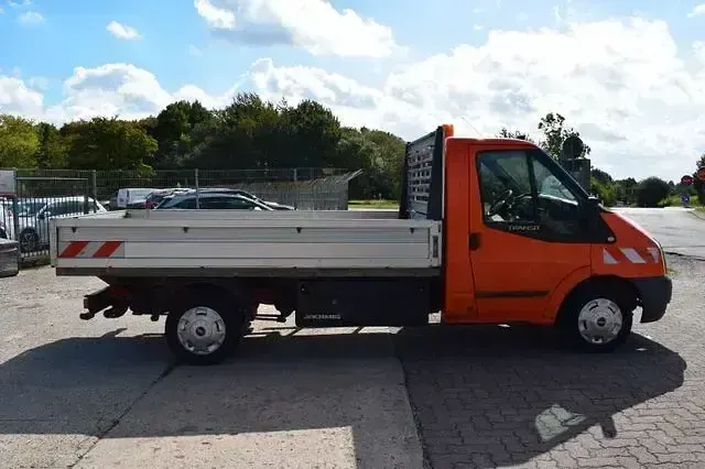 Gebraucht Ford Transit 116 PS (85 kW) 2010 Orange
