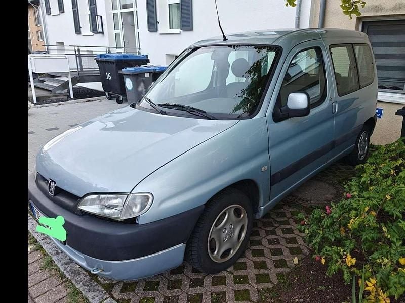 Silber Gebraucht 2001 Peugeot Partner Van | 1.300 € (Fairer Preis) - Bild 1/4
