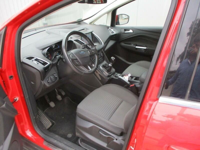 Gebraucht Ford Grand C-Max Titanium 150 PS (110 kW) 2015 Rot Van / Kleinbus