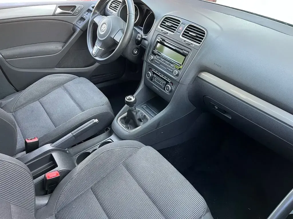 Gebraucht VW Golf VI Trendline 105 PS (77 kW) 2010 Silber Kleinwagen