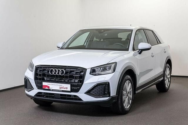 Gebraucht Audi Q2 Advanced Plus 116 PS (85 kW) 2024 Gletscherweiß metallic SUV