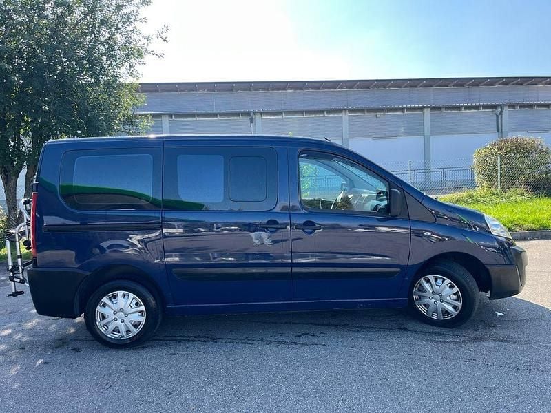 Gebraucht Peugeot Expert 120 PS (88 kW) 2008 Blau Van
