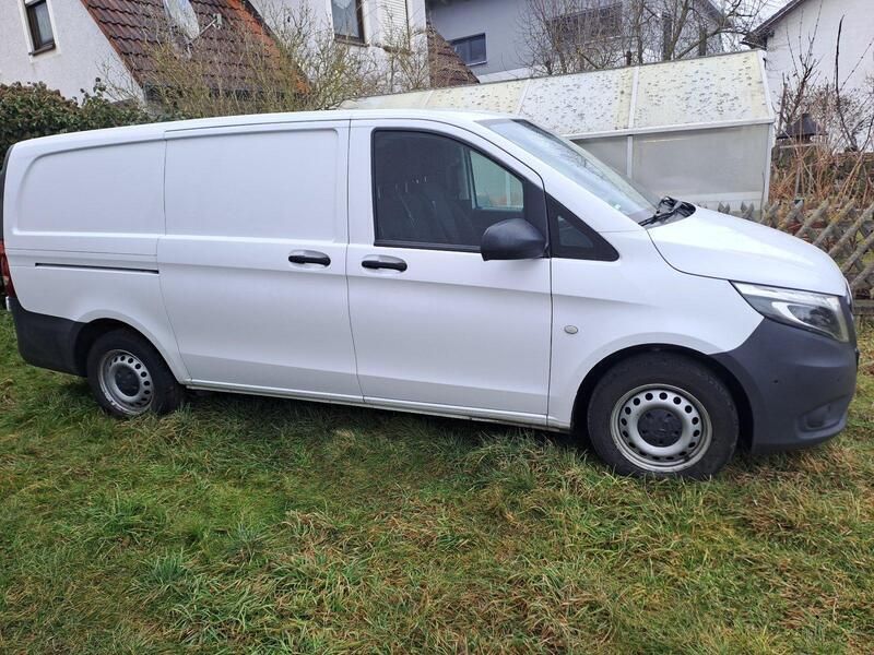 Weiß Gebraucht 2022 Mercedes Sprinter Van | 20.000 € - Bild 1/4