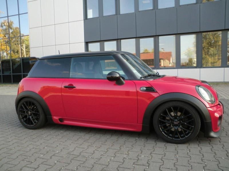 Gebraucht Mini Cooper 98 PS (72 kW) 2011 Rot Kleinwagen
