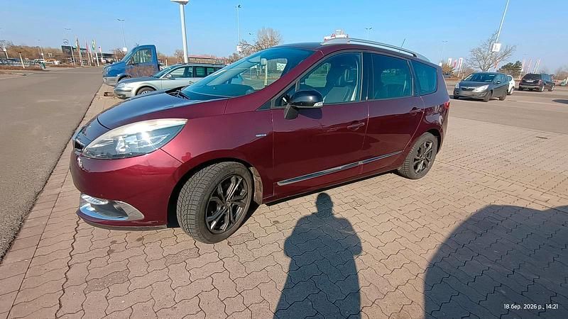 Gebraucht Renault Scénic III 150 PS (110 kW) 2013 Rot Van / Kleinbus
