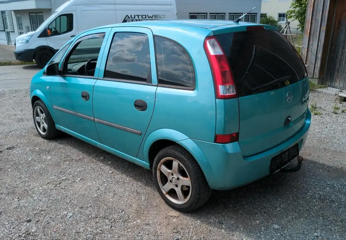 Gebraucht Opel Meriva 84 PS (61 kW) 2003 Grün Van / Kleinbus