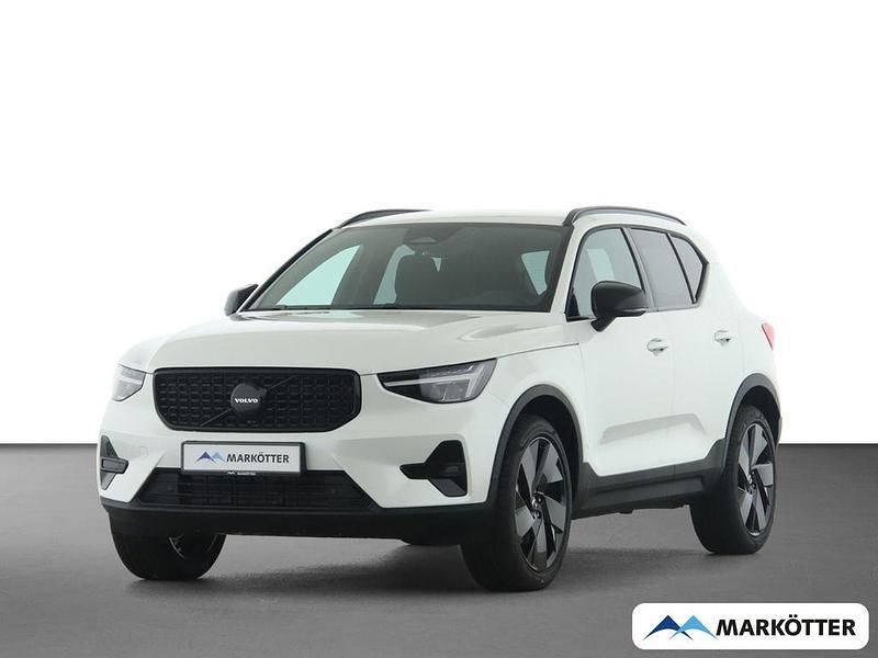 Neu Volvo XC40 Plus 163 PS (119 kW) 2025 Weiß SUV