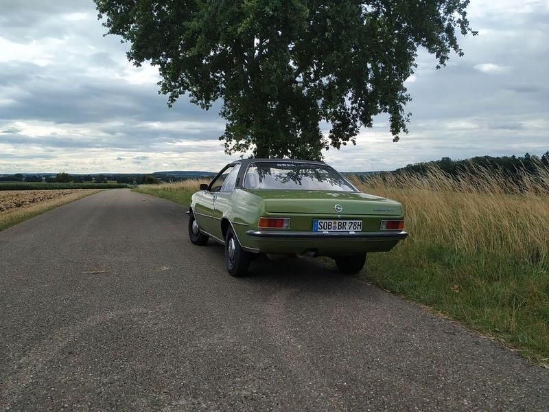 Gebraucht Opel Rekord 90 PS (66 kW) 1975 Grün Coupé