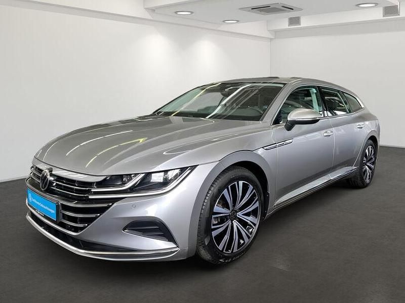 Gebraucht VW Arteon Elegance 150 PS (110 kW) 2023 Pyritsilbermetallic Coupé